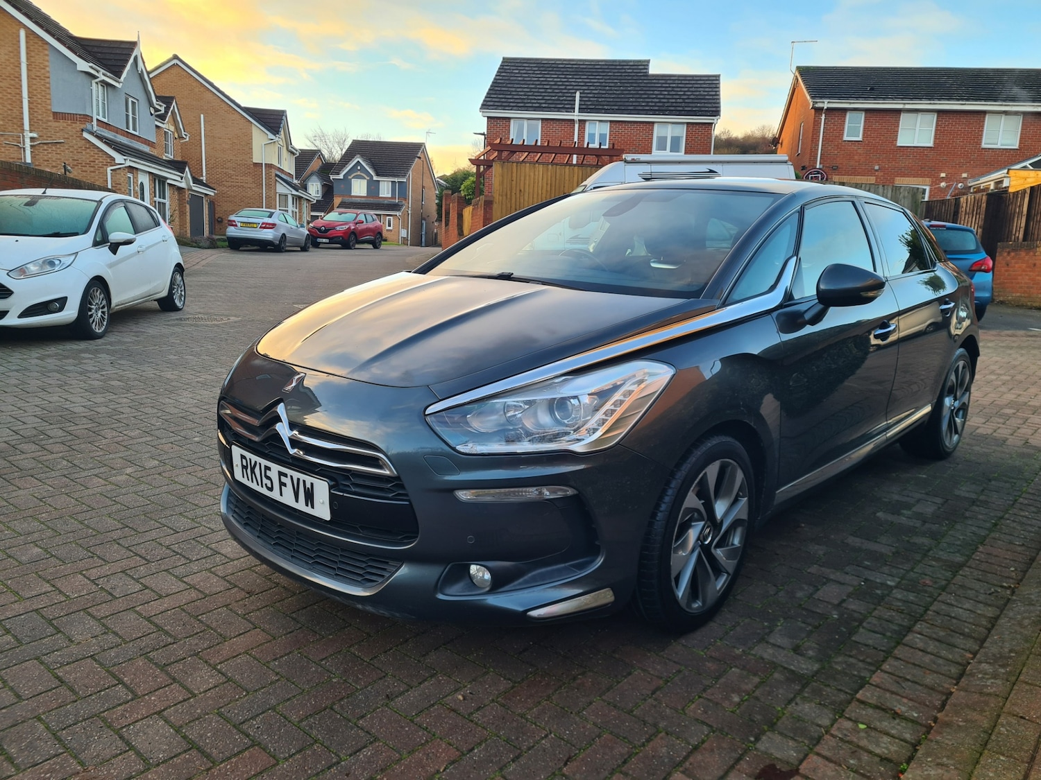 Used Citroen DS5 2015 for sale - 76694675: Photo 6
