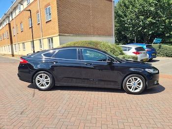 Used Ford Mondeo 2015 for sale - 79360341: Photo