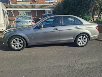 Used Mercedes-Benz C Class 2010 for sale - 79473341: Photo