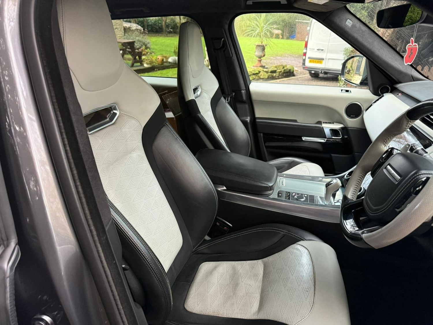 Used Land Rover Range Rover Sport 2018 for sale - 77135607: Photo 10