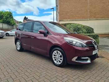 Used Renault Grand Scenic 2014 for sale - 78896198: Photo