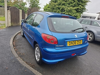Used Peugeot 206 2006 for sale - 78629491: Photo