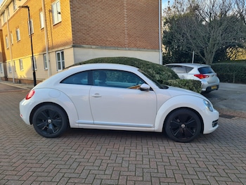 Used Volkswagen Beetle 2014 for sale - 77654034: Photo