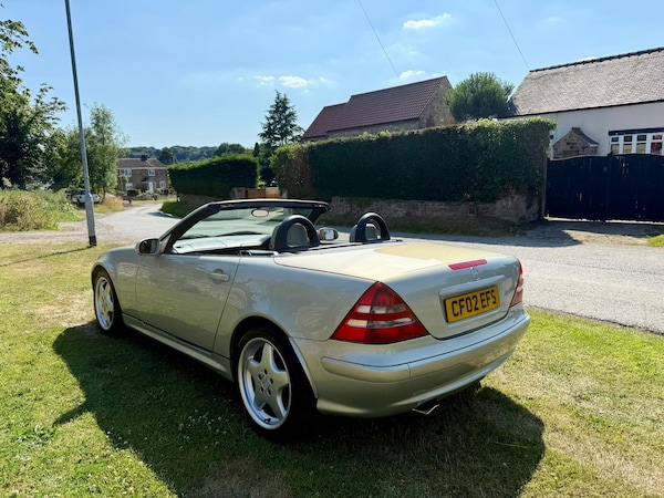 Used Mercedes-Benz SLK 2002 for sale - 76234502: Photo 4