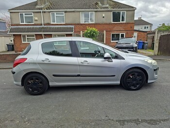 Used Peugeot 308 2011 for sale - 78406085: Photo