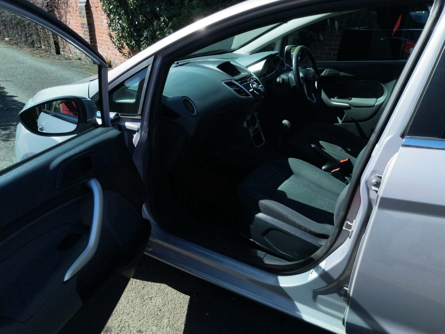 Used Ford Fiesta 2012 for sale - 78152456: Photo 11