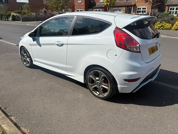 Used Ford Fiesta 2014 for sale - 78448921: Photo