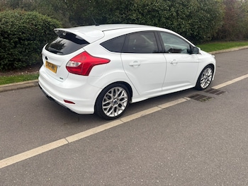 Used Ford Focus 2014 for sale - 76351423: Photo