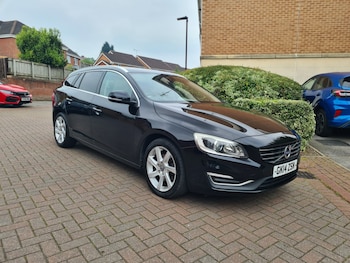 Used Volvo V60 2014 for sale - 78532619: Photo