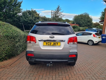Used Kia Sorento 2011 for sale - 75998878: Photo