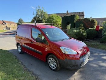 Used Peugeot Partner 2015 for sale - 76064891: Photo