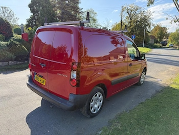 Used Peugeot Partner 2015 for sale - 76064891: Photo