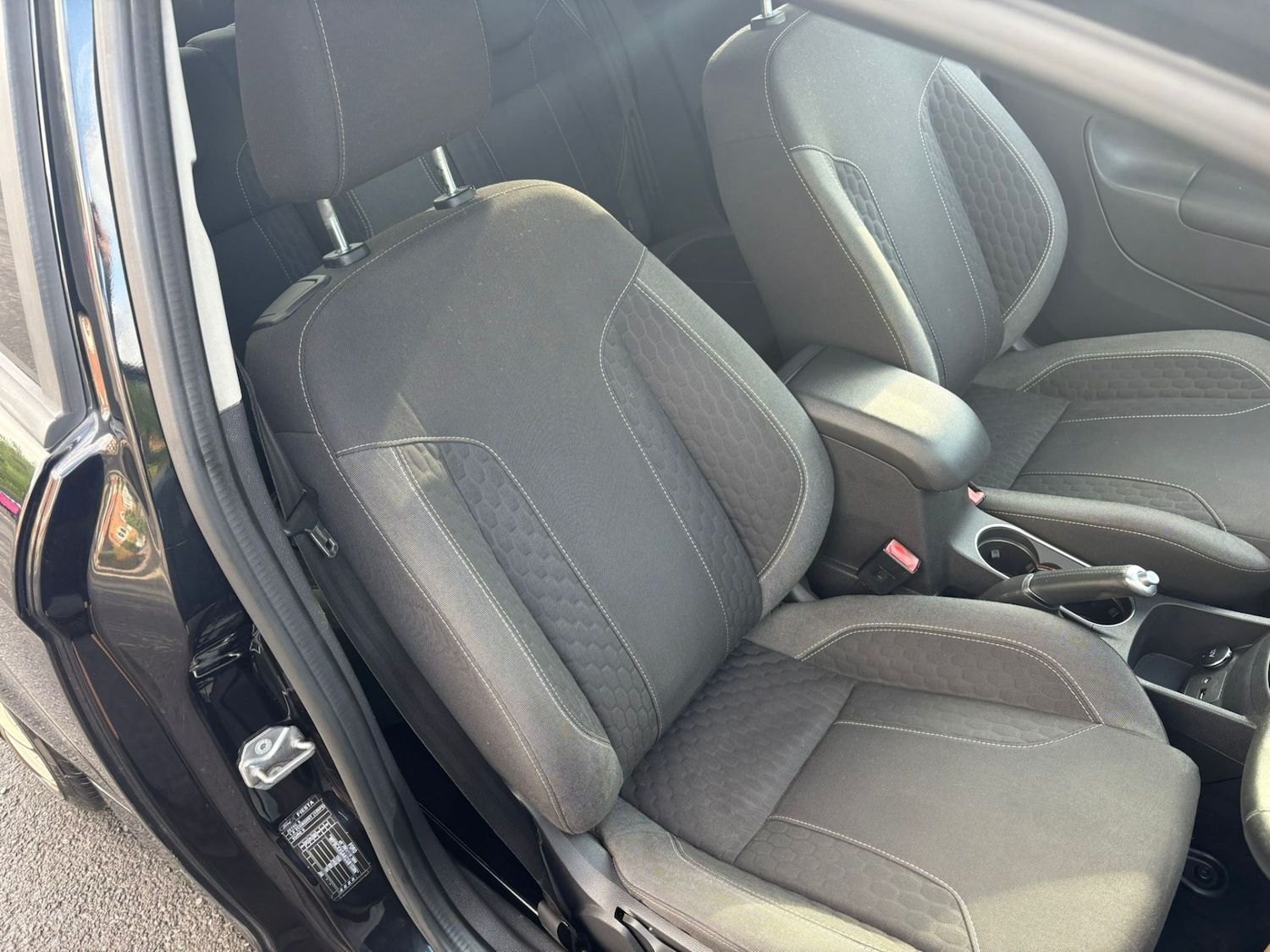 Used Ford Fiesta 2016 for sale - 76808293: Photo 9