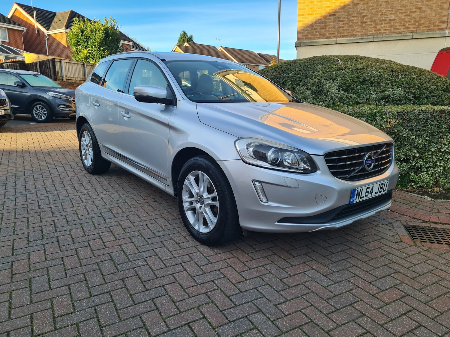 Used Volvo XC60 2014 for sale - 76478285: Photo 1