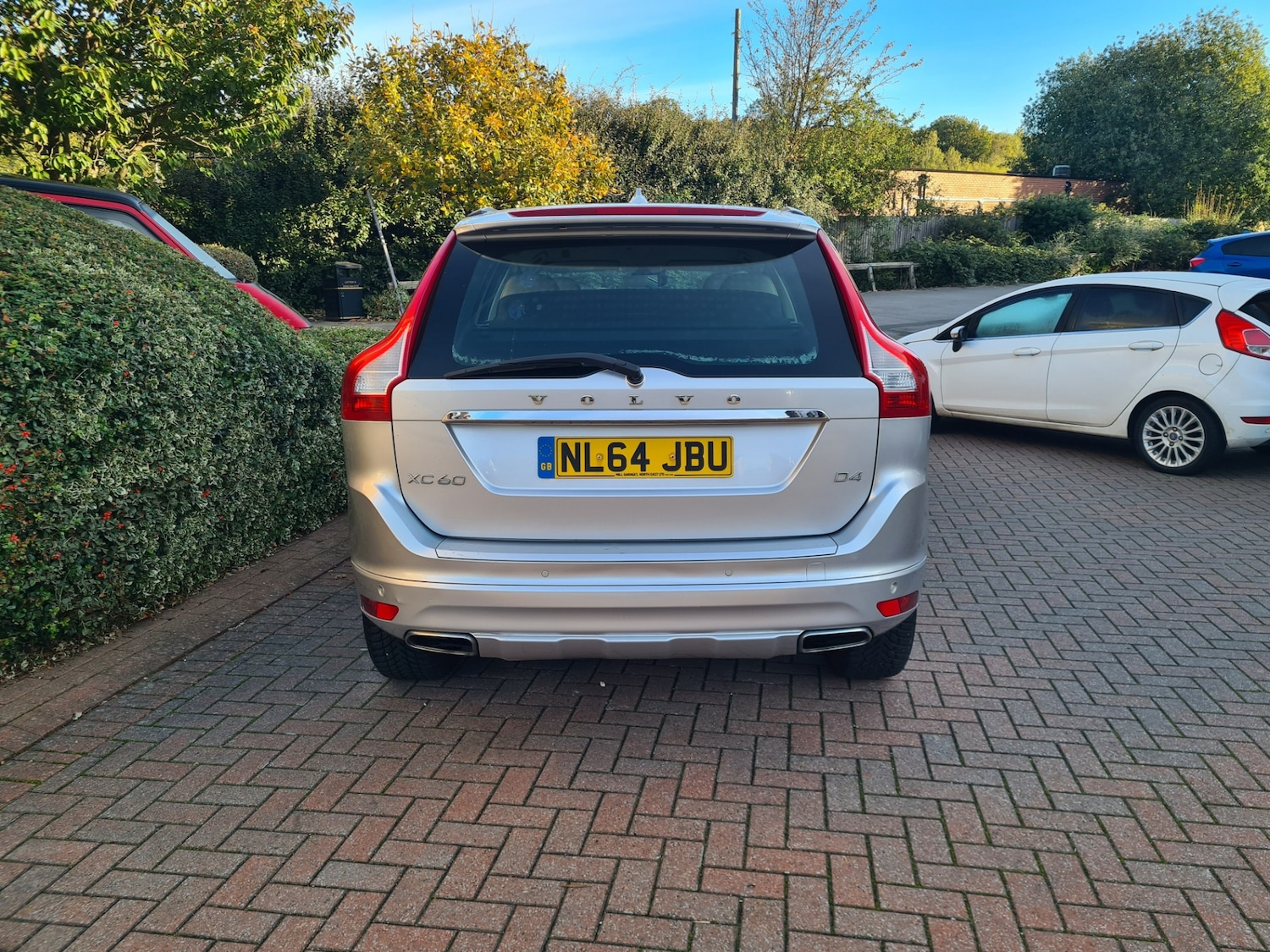 Used Volvo XC60 2014 for sale - 76478285: Photo 4