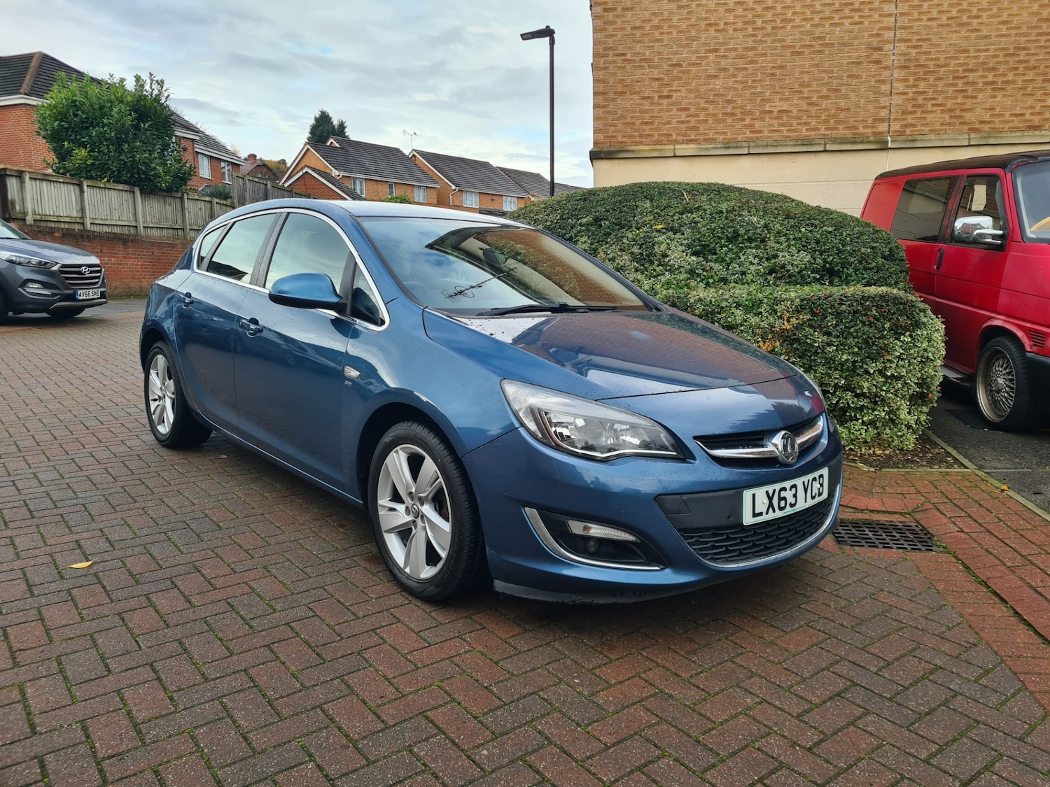Used Vauxhall Astra 2013 for sale - 76478245: Photo 1