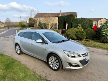 Used Vauxhall Astra 2015 for sale - 78004679: Photo