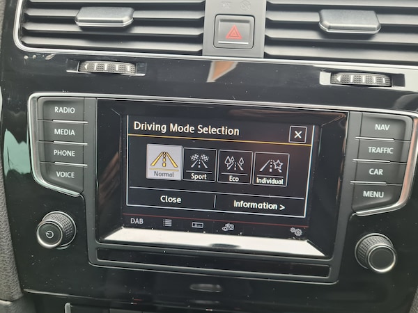 Used Volkswagen Golf 2014 for sale - 76311438: Photo 15