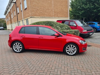 Used Volkswagen Golf 2014 for sale - 76311438: Photo 2