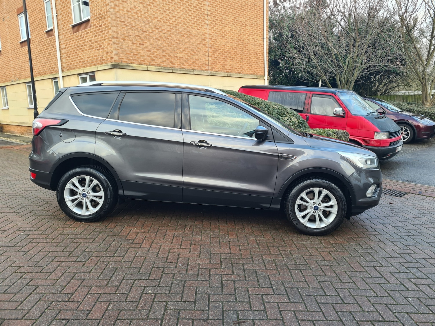 Used Ford Kuga 2017 for sale - 77403504: Photo 2