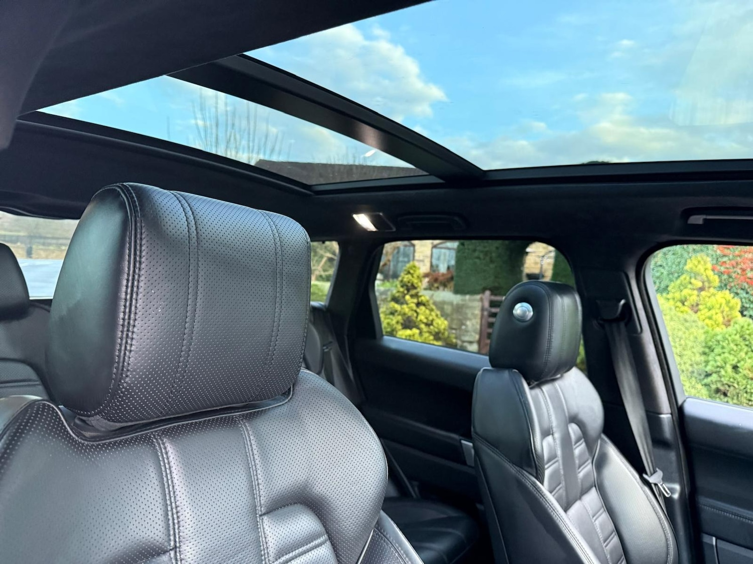 Used Land Rover Range Rover Sport 2016 for sale - 76879409: Photo 8