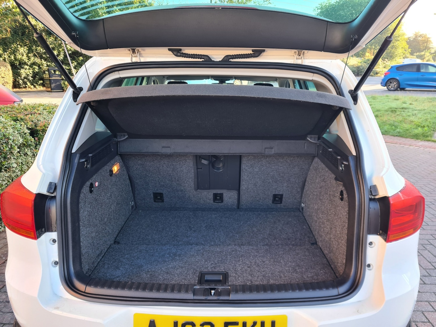 Used Volkswagen Tiguan 2012 for sale - 76777439: Photo 10