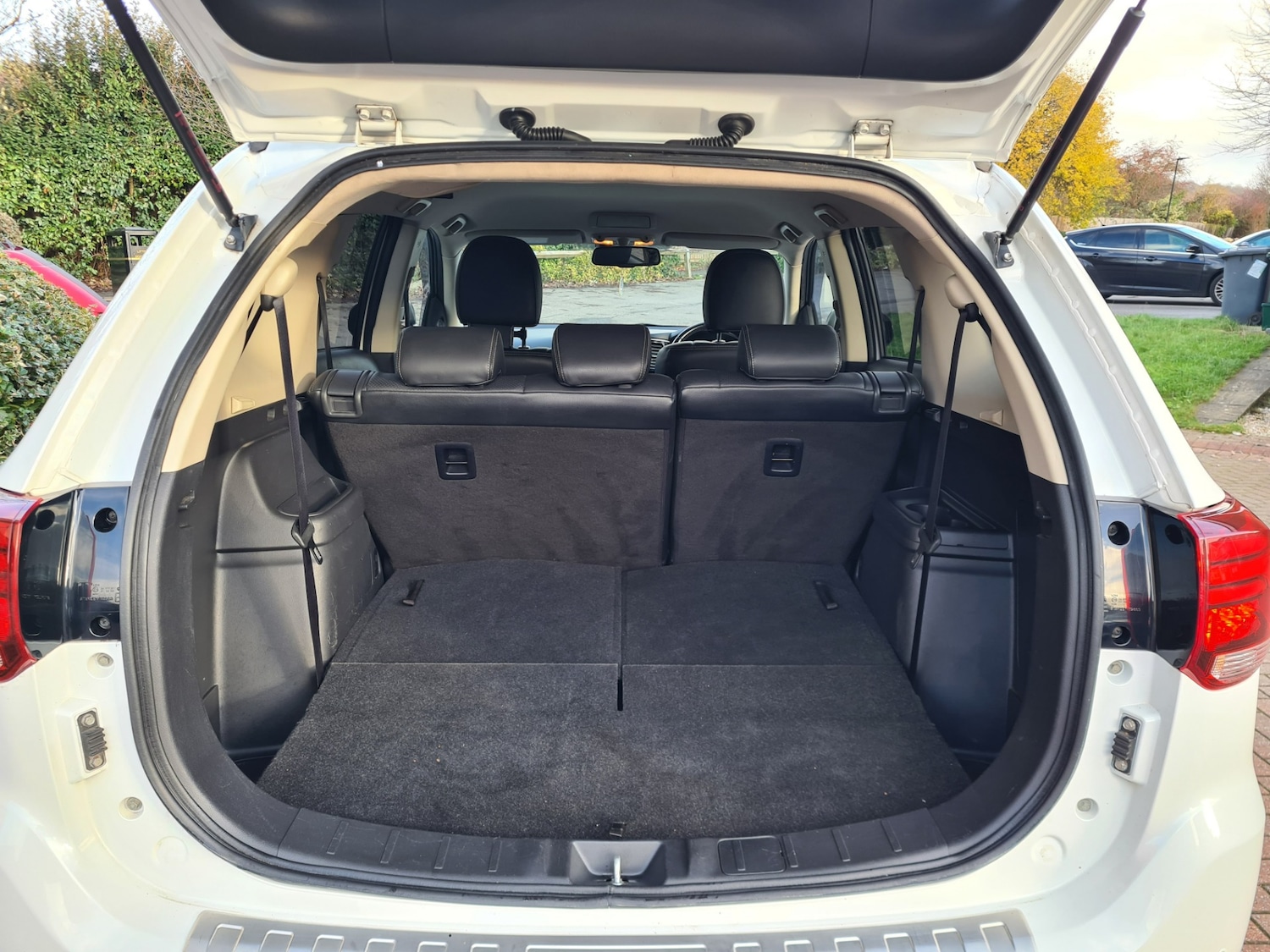 Used Mitsubishi Outlander 2016 for sale - 77100497: Photo 15