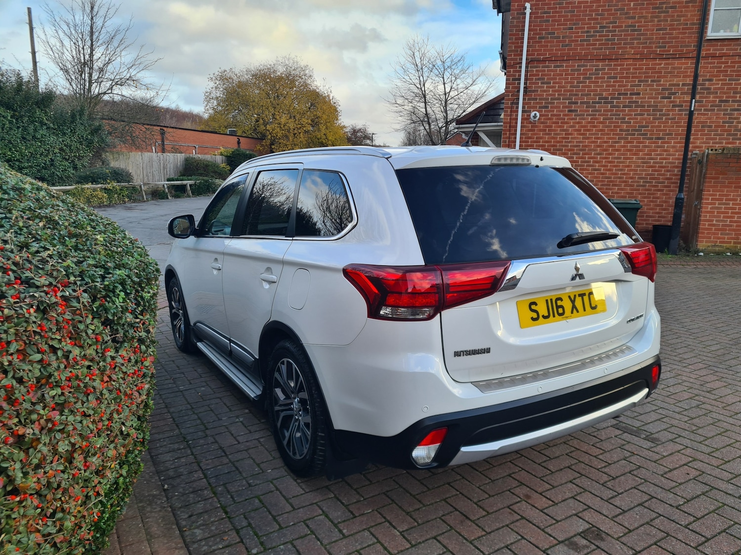Used Mitsubishi Outlander 2016 for sale - 77100497: Photo 5