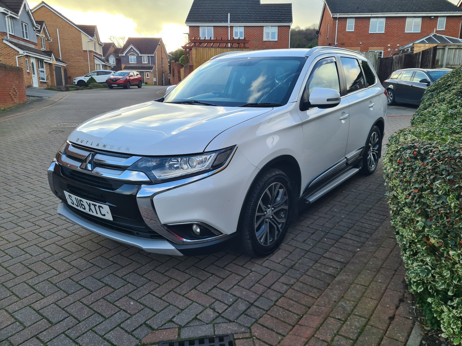 Used Mitsubishi Outlander 2016 for sale - 77100497: Photo 6