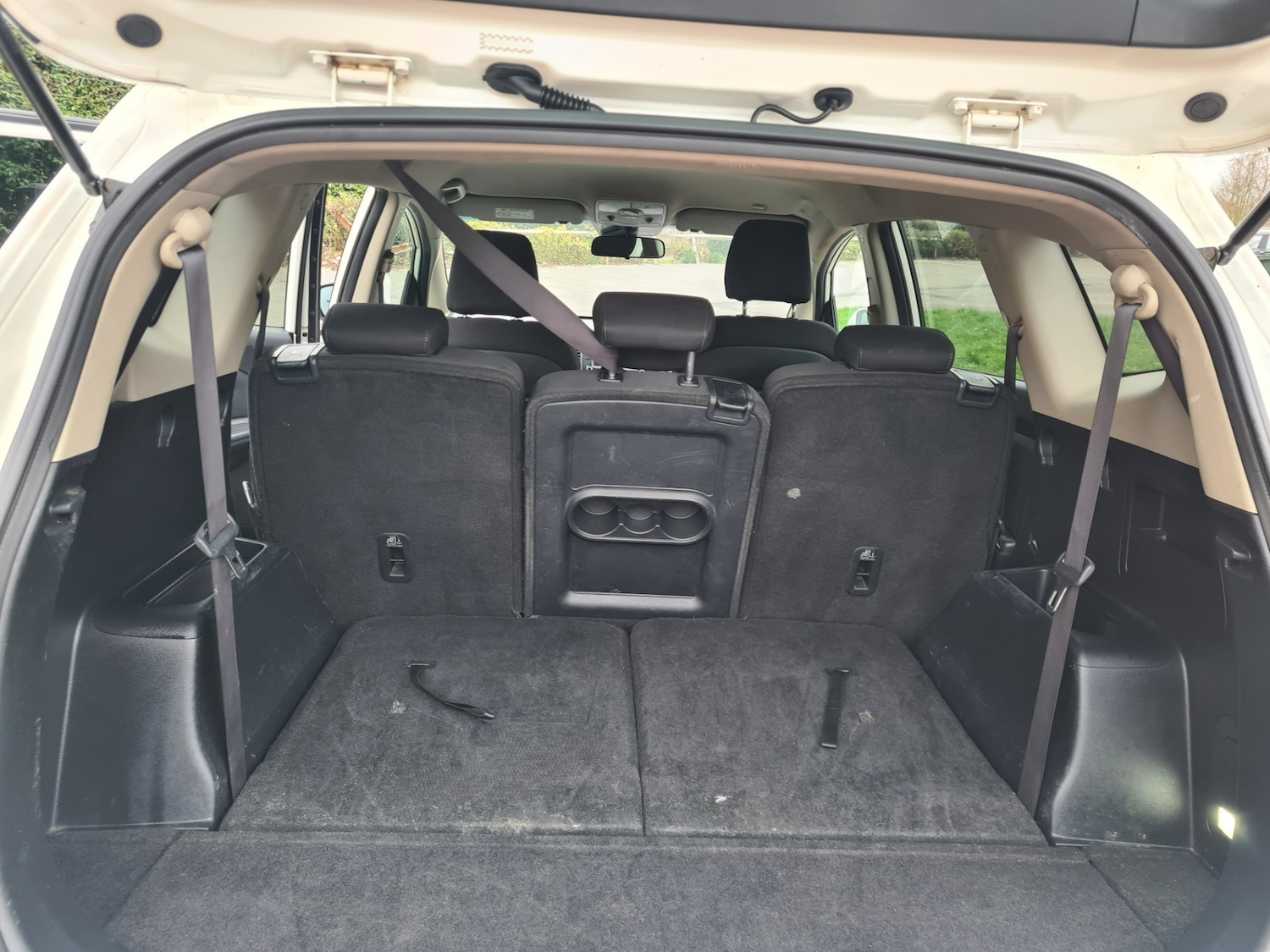 Used Kia Carens 2018 for sale - 77963847: Photo 13