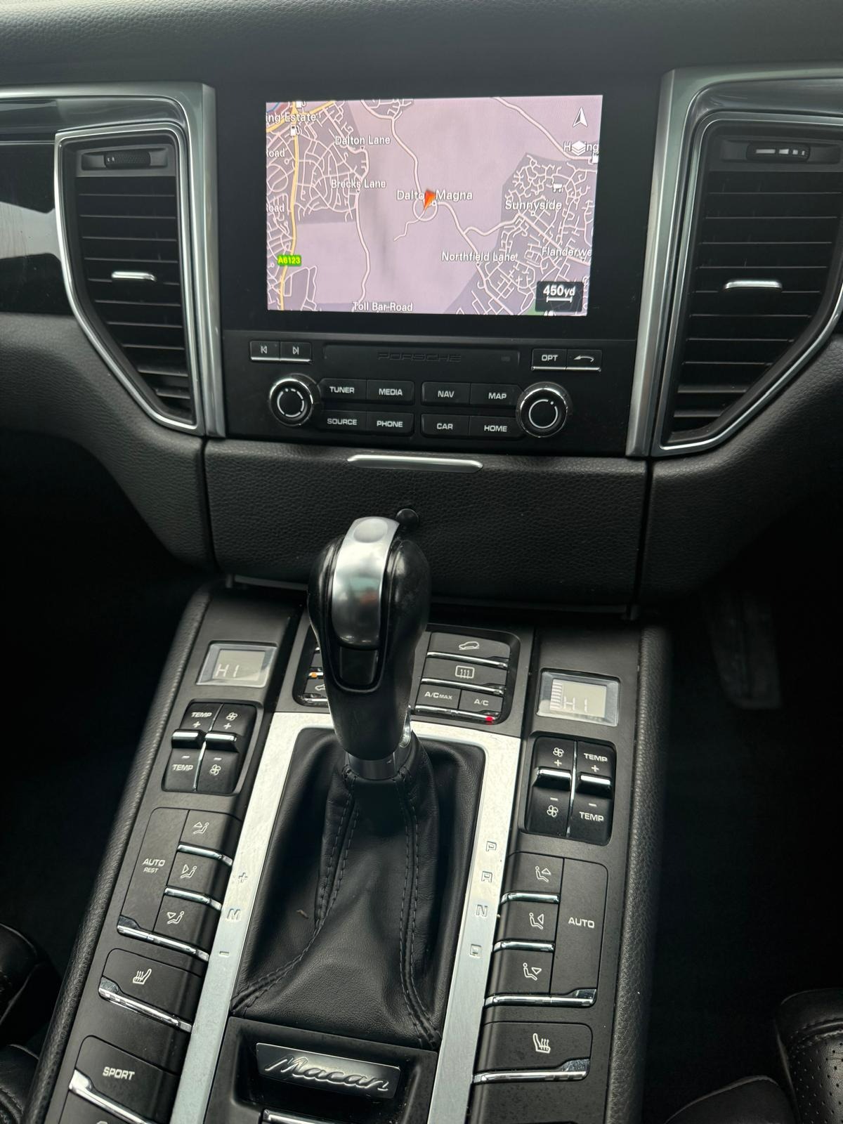 Used Porsche Macan 2016 for sale - 77790162: Photo 10