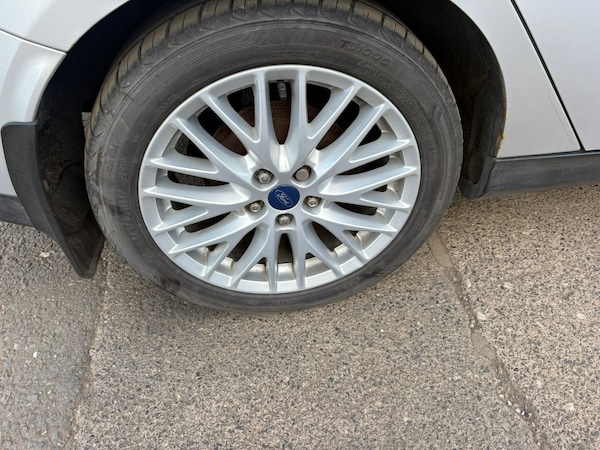 Used Ford Focus 2014 for sale - 76262837: Photo 9