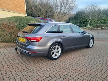 Used Audi A4 2017 for sale - 78623600: Photo