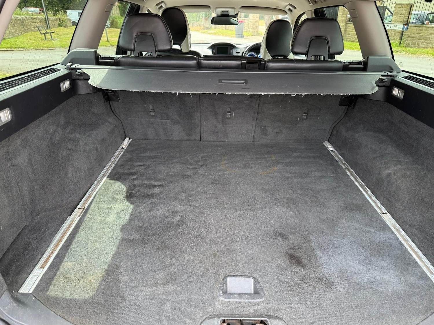 Used Volvo V70 2011 for sale - 77519992: Photo 7