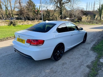 Used BMW 3 Series 2010 for sale - 77733377: Photo