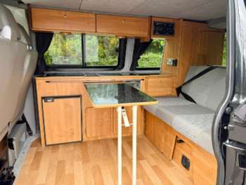 Used Volkswagen Transporter 2012 for sale - 74997109: Photo
