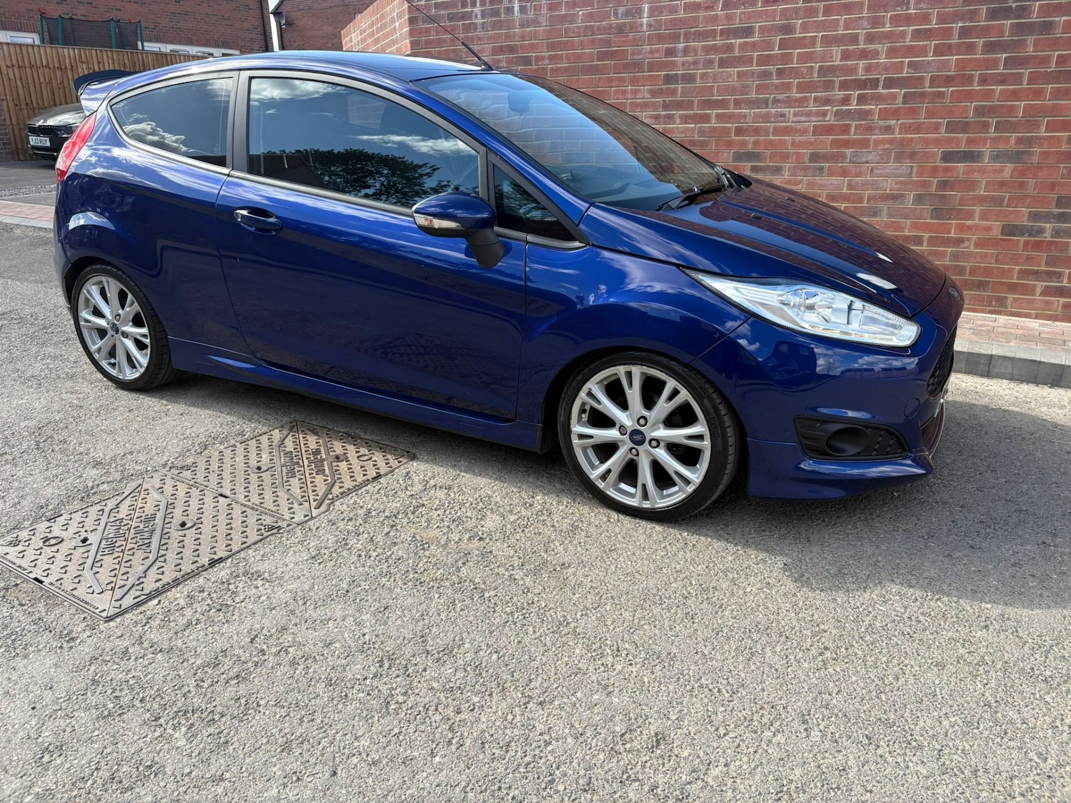 Used Ford Fiesta 2015 for sale - 76412539: Photo 2