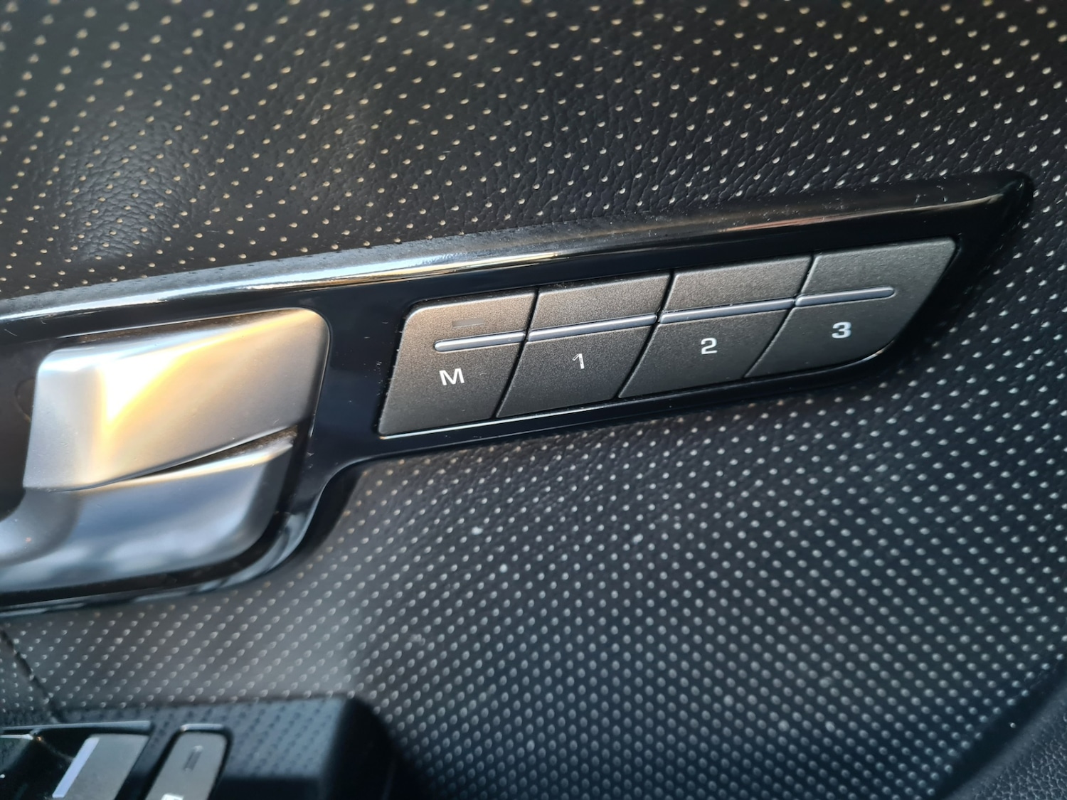 Used Land Rover Range Rover Evoque 2015 for sale - 77890264: Photo 19