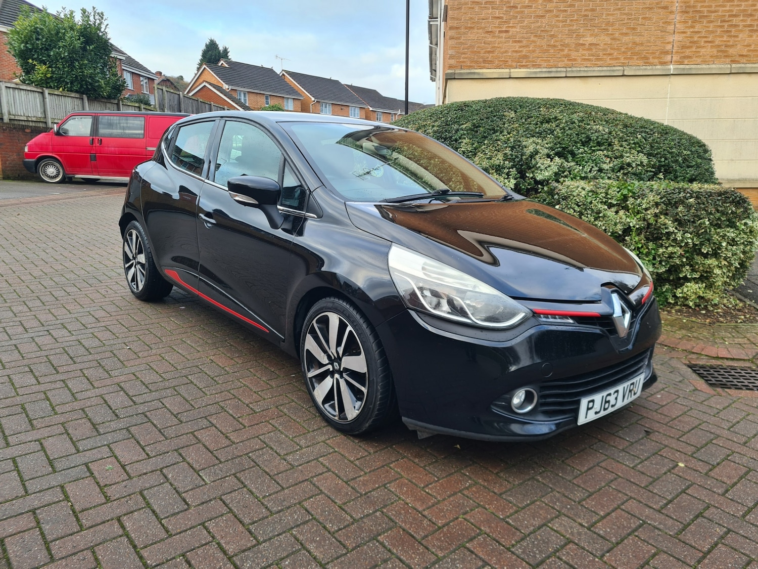 Used Renault Clio 2013 for sale - 77803259: Photo 2
