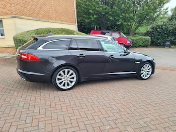 Used Jaguar XF 2015 for sale - 78550229: Photo