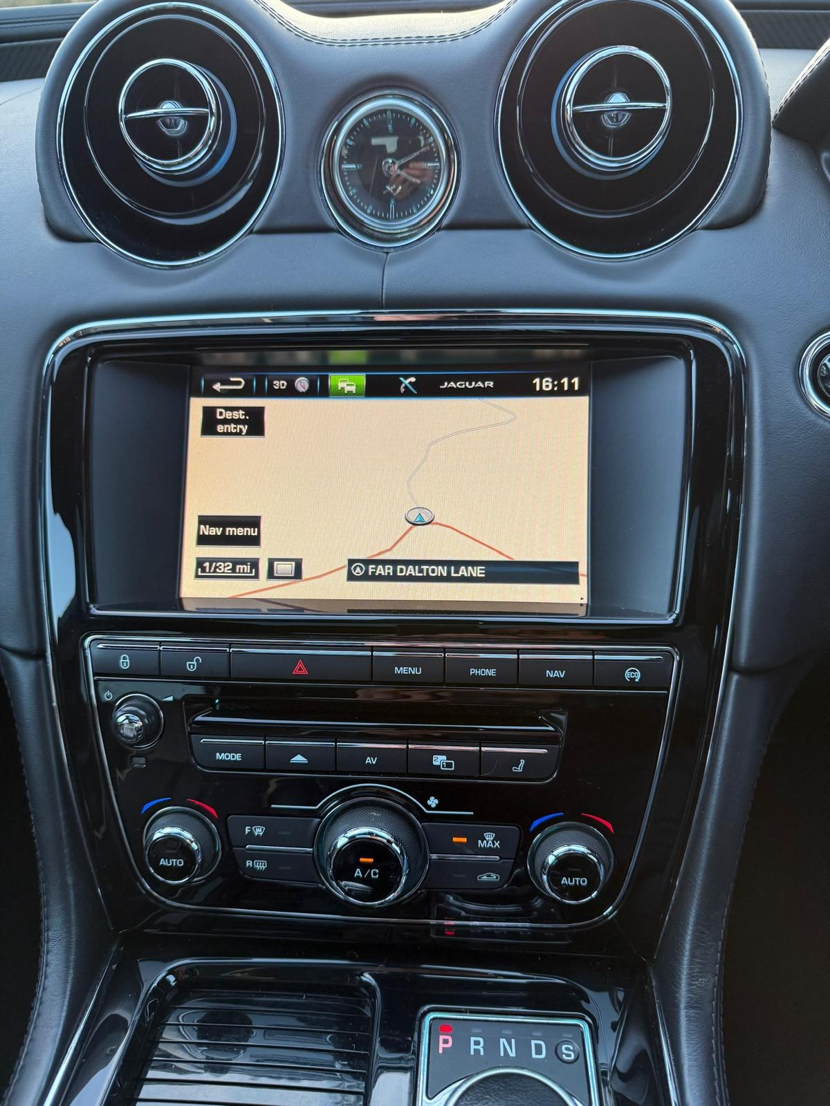 Used Jaguar XJ 2015 for sale - 76807975: Photo 12