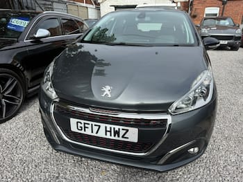 Used Peugeot 208 2017 for sale - 79841131: Photo