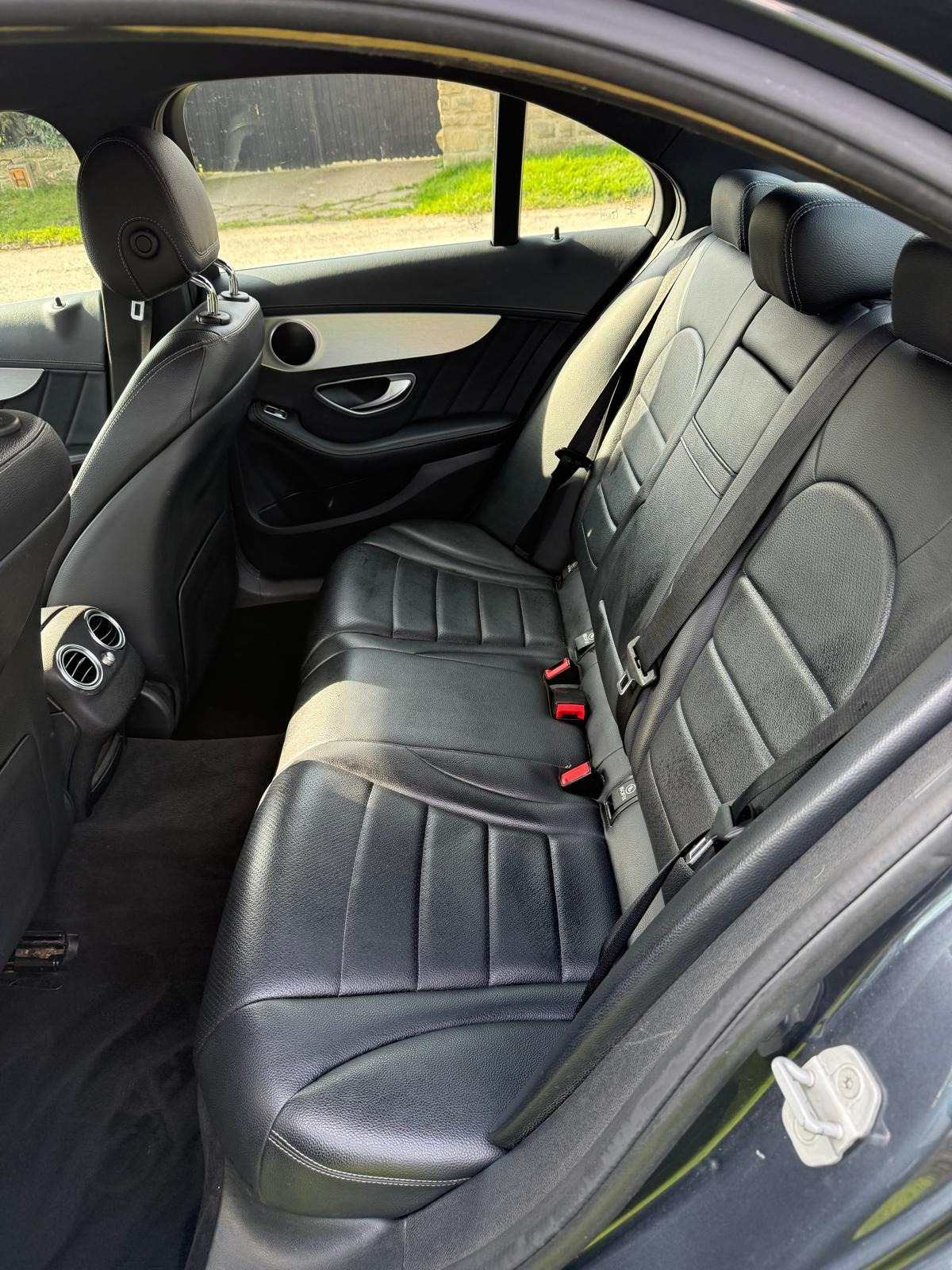 Used Mercedes-Benz C Class 2014 for sale - 77950975: Photo 12