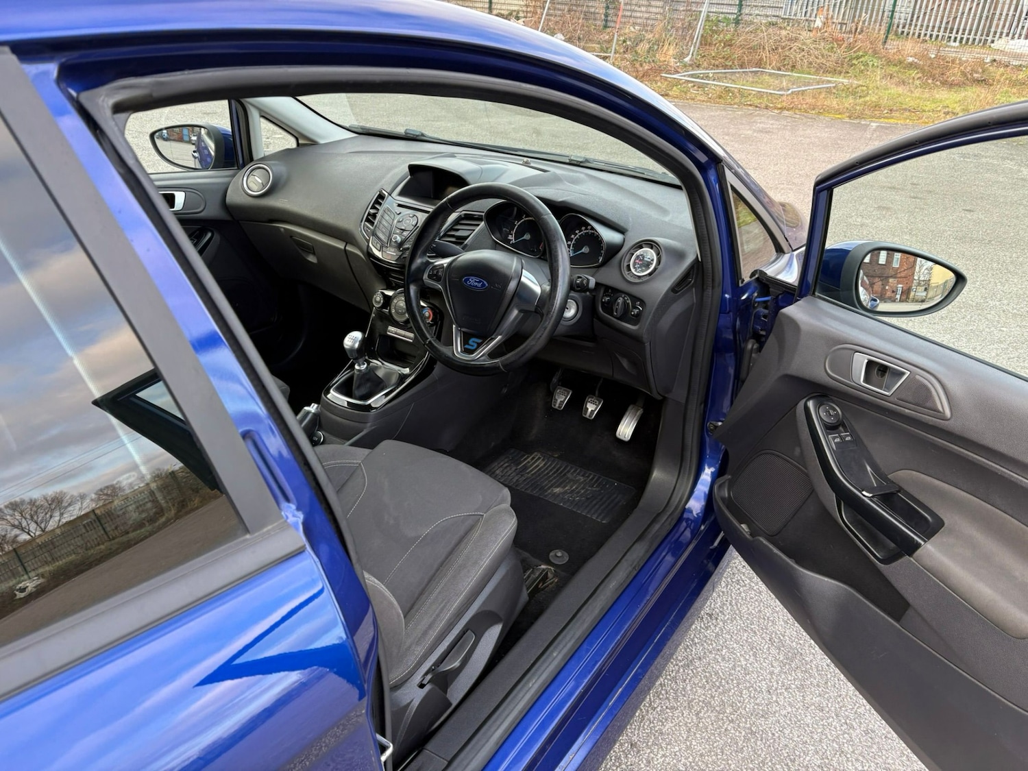 Used Ford Fiesta 2015 for sale - 77789922: Photo 11