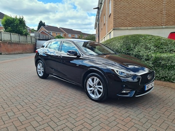 2017 (17) - 1.6T Premium 5dr [IN-Touch Nav]