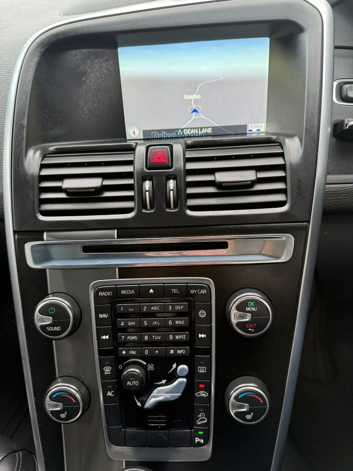 Used Volvo XC60 2013 for sale - 78029135: Photo 9