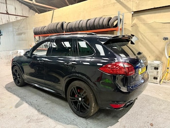 Used Porsche Cayenne 2012 for sale - 77531961: Photo