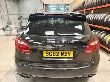 Used Porsche Cayenne 2012 for sale - 77531961: Photo
