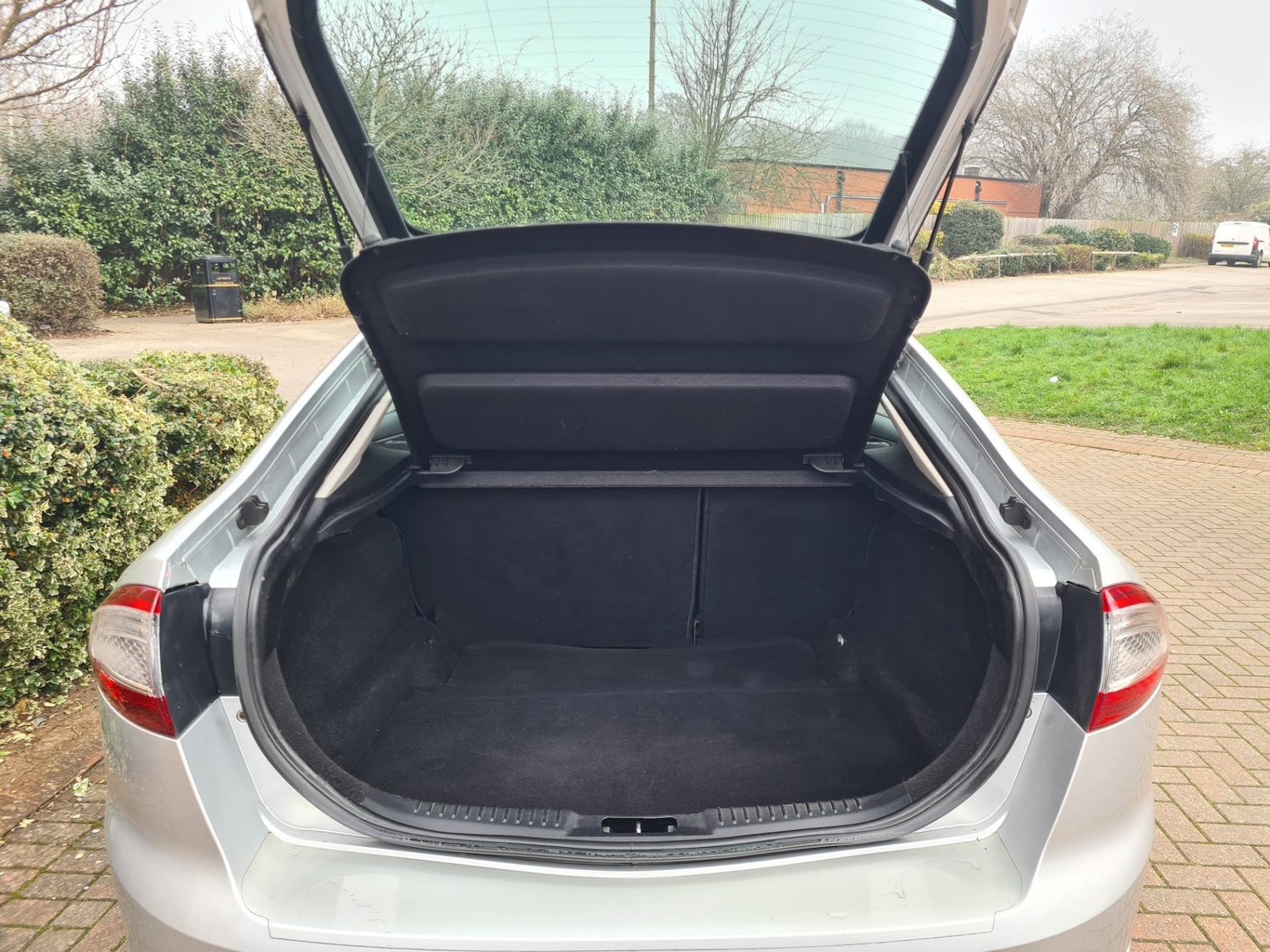 Used Ford Mondeo 2011 for sale - 77760652: Photo 11