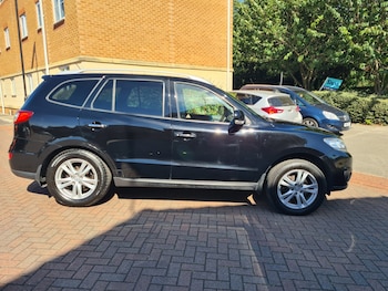 Used Hyundai Santa Fe 2011 for sale - 79473429: Photo